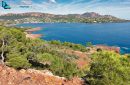 La Rade d'Agay vue du Cap Dramont dans le Var