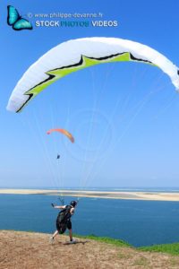 Paraglader takeoff, at dune of Pyla